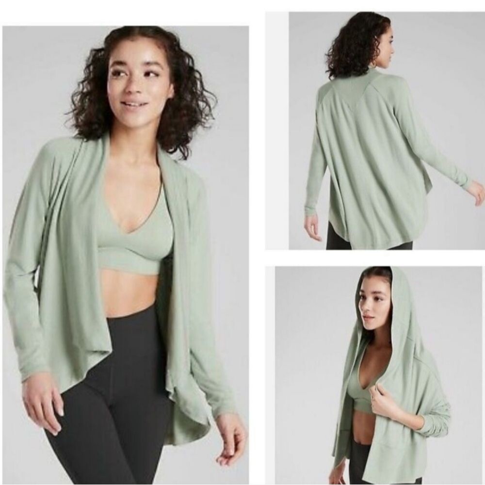 Athleta Nirvana Wear Two Ways Wrap- softest fabric imaginable in Opal Green XS